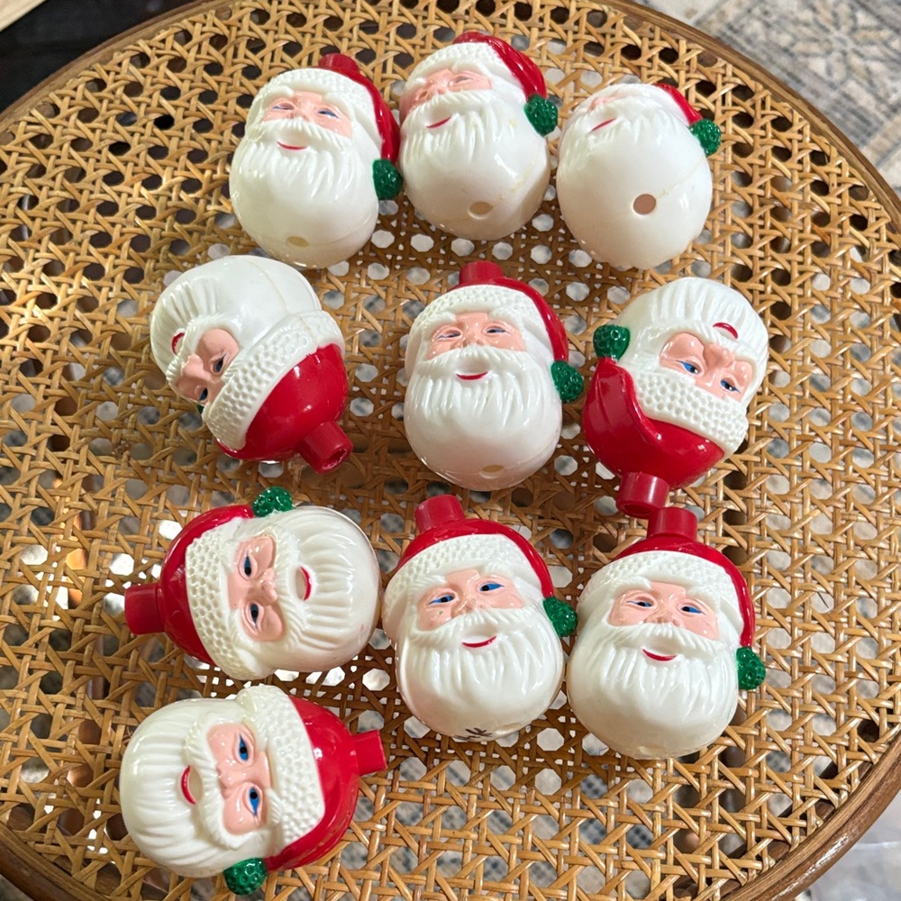 10 Vintage Santa heads for mini lights.